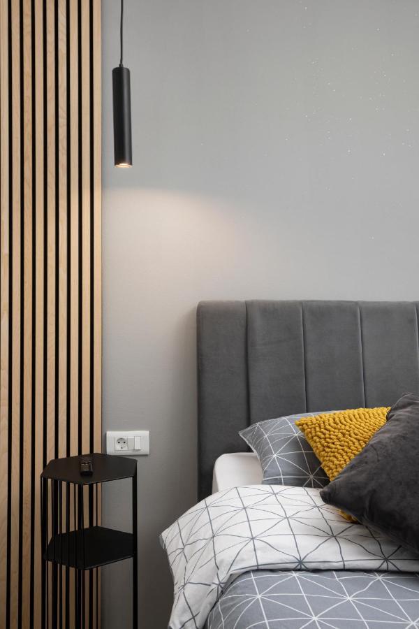 Meraviglia Residence Пула Екстериор снимка